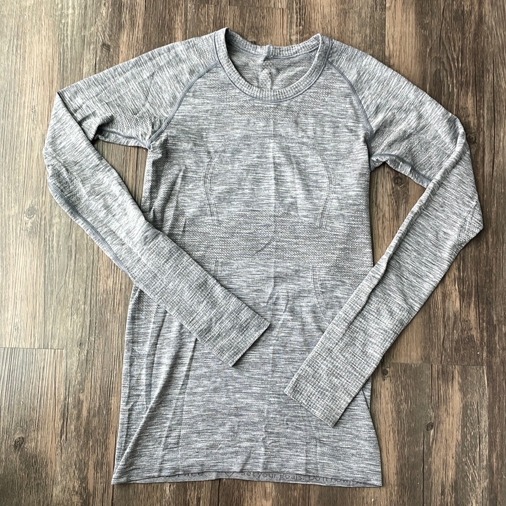 Lululemon Swiftly Tech Long Sleeve
